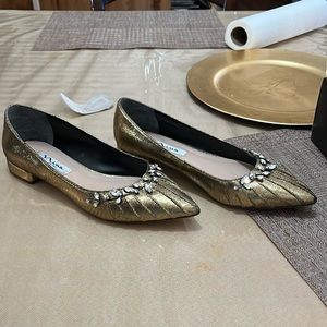 gold shoes really nice perfect for parties